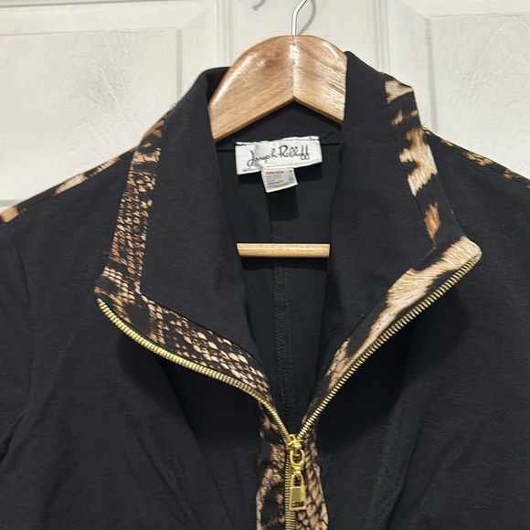 JOSEPH RIBKOFF fitted jacket. Size 2 - Picture 3 of 9